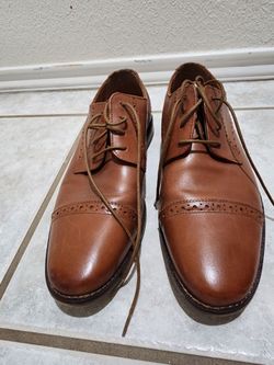 Dress shoes