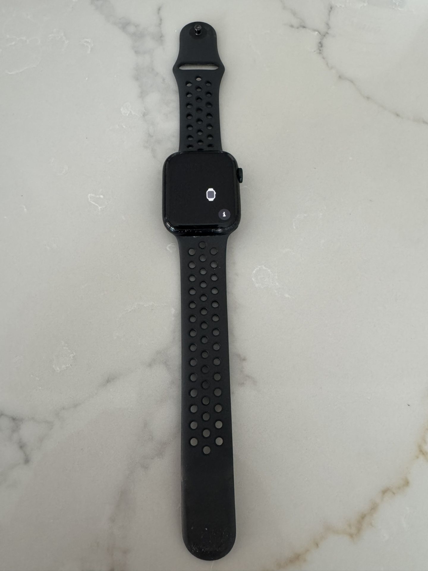 Apple Watch Nike Series 7 (GPS + Cellular) 45mm