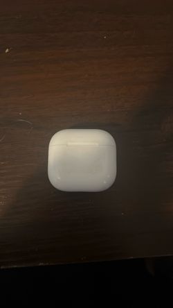 AirPods 4 anc case