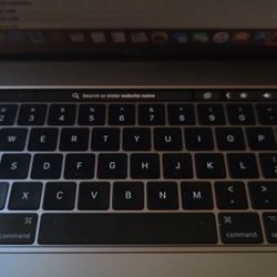 2017 Macbook PRO 15" Touchbar 