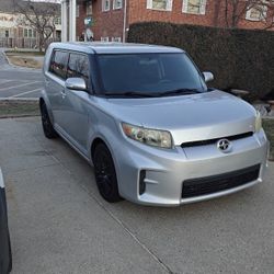 2012 Toyota Scion xB