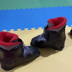 Ski Boots Salomon Kids Size 17-18
