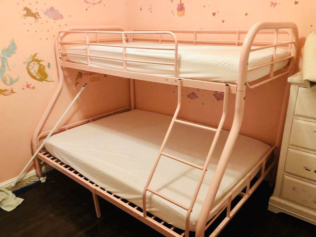 Bunk Bed Includes Mattress