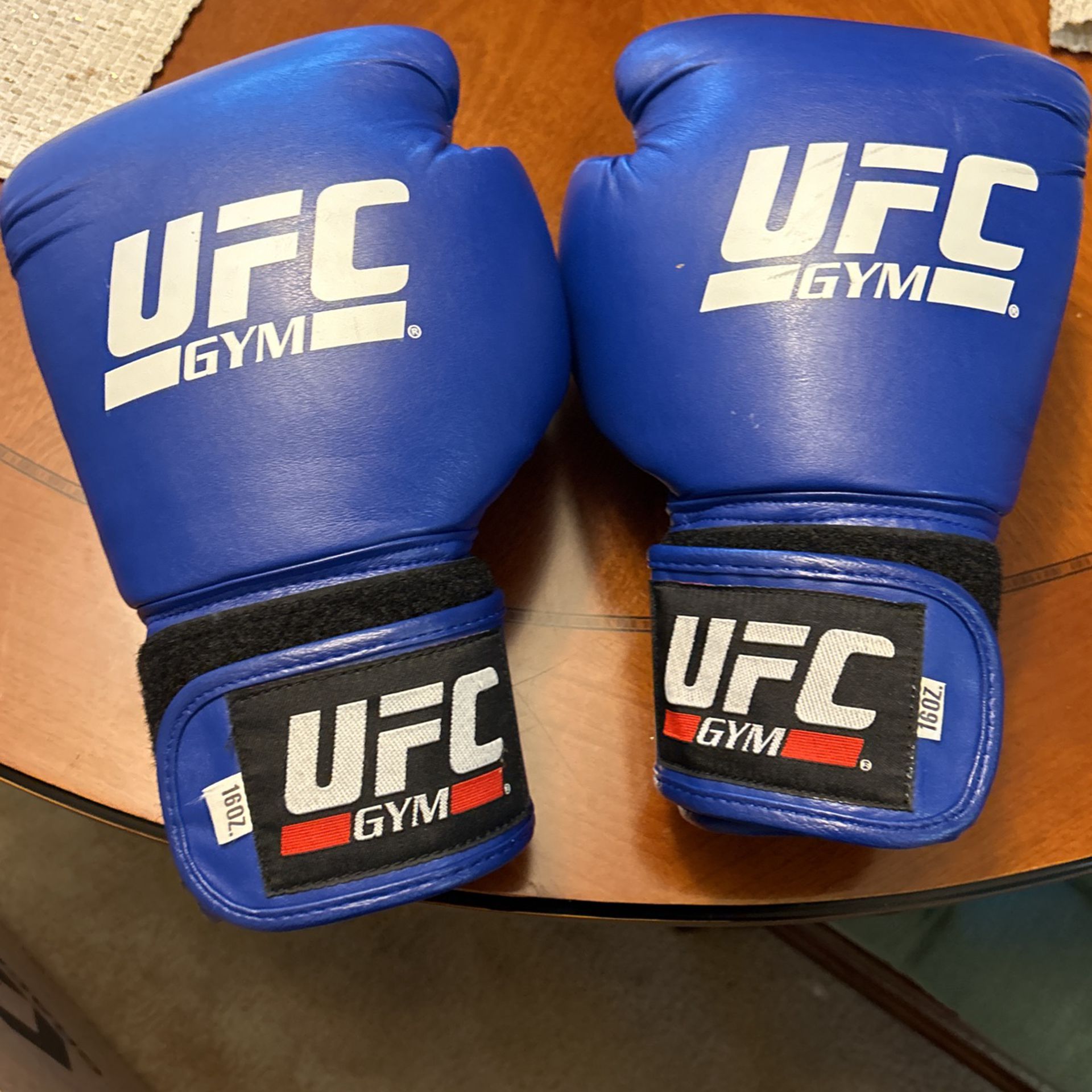 UFC Gloves 