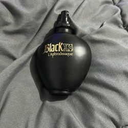 Black Xs Cologne 