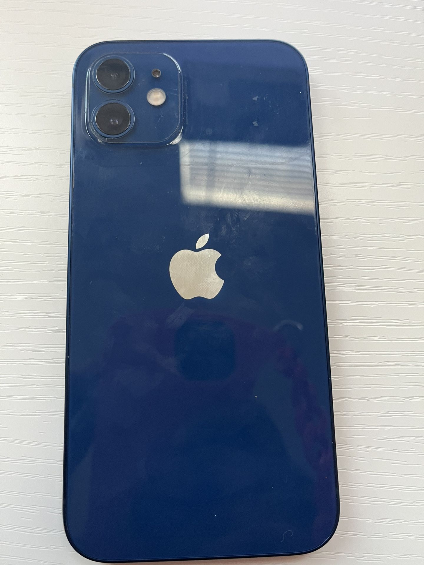 UNLOCKED Iphone 12