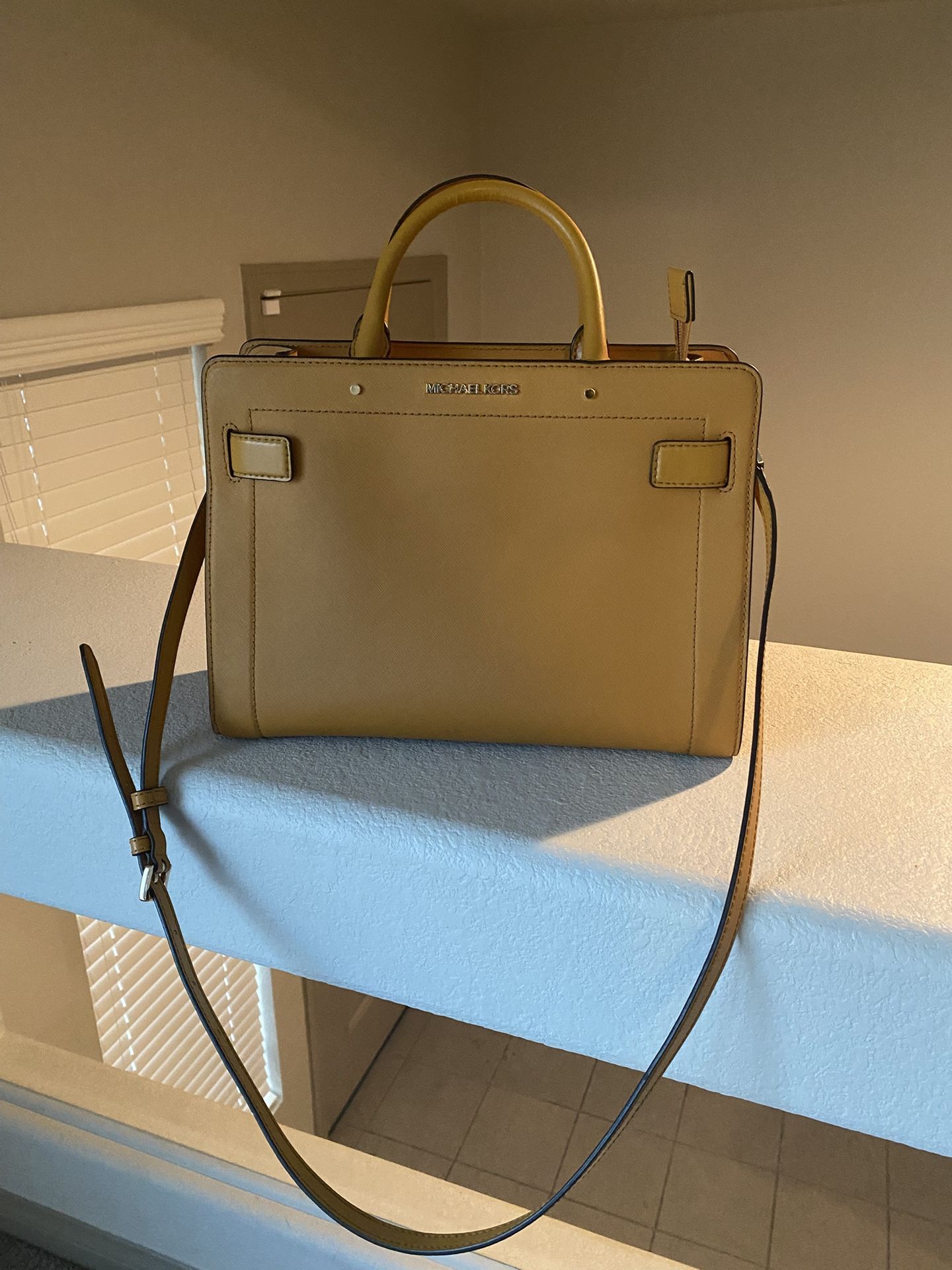 Michael Kors Rayne Satchel Crossbody