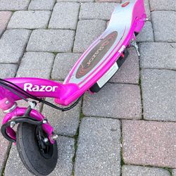 E100 razor scooter