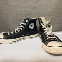 Converse - Men’s 9.5