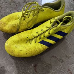 Adidas Yellow Soccer Cleats Y 6.5 or W 8
