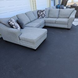 Grey Kevin Charles 4 Piece Sectional 