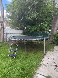 Free Trampoline