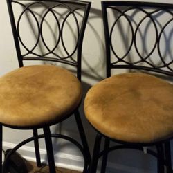 3 TALL BAR STOOLS