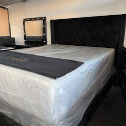 Queen Size Memory Foam Gel Mattress New