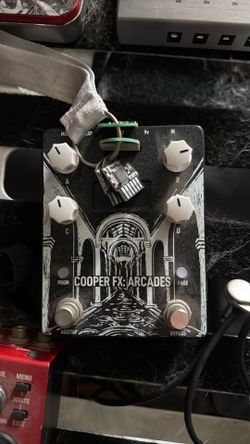 Cooper fx arcades pedal with chips