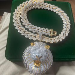 Chain And Pendant 