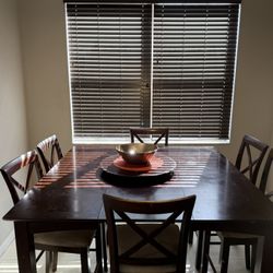 Dining table 