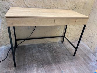 Modern Light Oak Desk with Built-in Power Outlets -Local Delivery Available for a Fee-See My Items😎