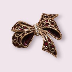 Monet Signed Vintage Gold Tone Red Enamel Rhinestones Holiday Bow Brooch Pin 2"