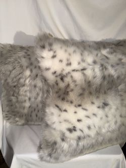 Set Of Two Throw Pillows, Size 16” Square