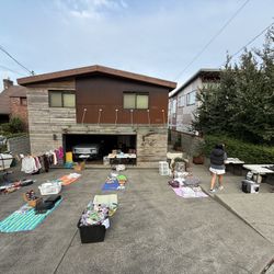 Garage Sale Yard Sale