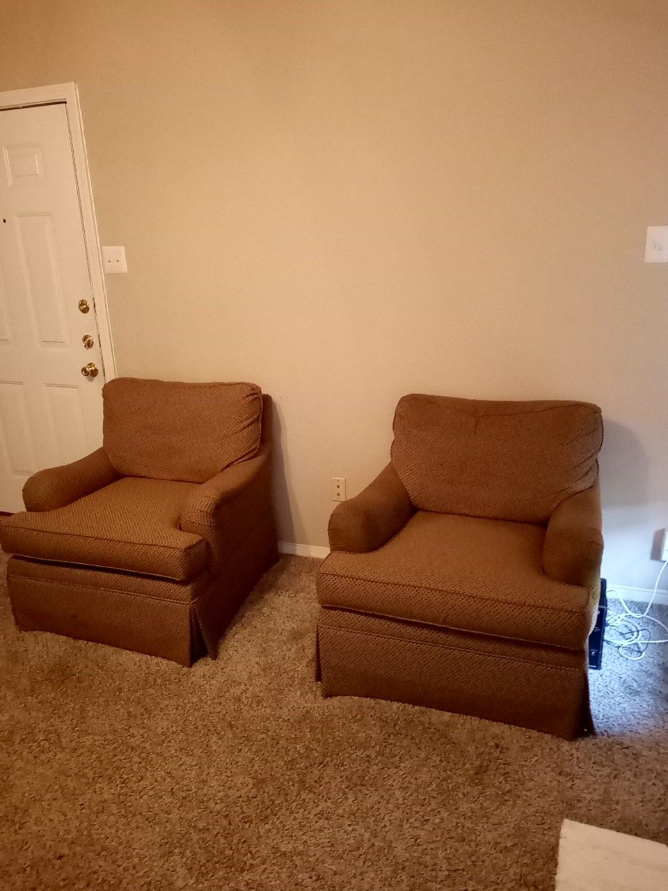 Twin sofa chairs for sale 30$ each