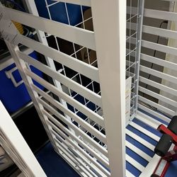 Hendrix 4-in-1 Convertible Crib (Nov 2022)