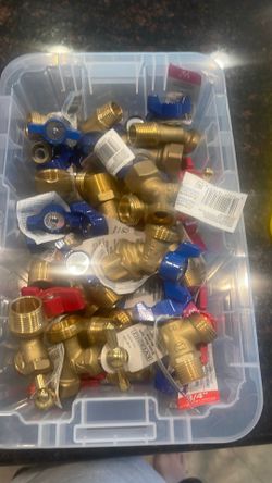 1/2 and 3/4 valves $5ea