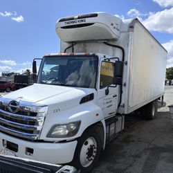 Hino Box Refer Truck