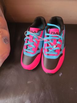 Fila Tennis Shoes New