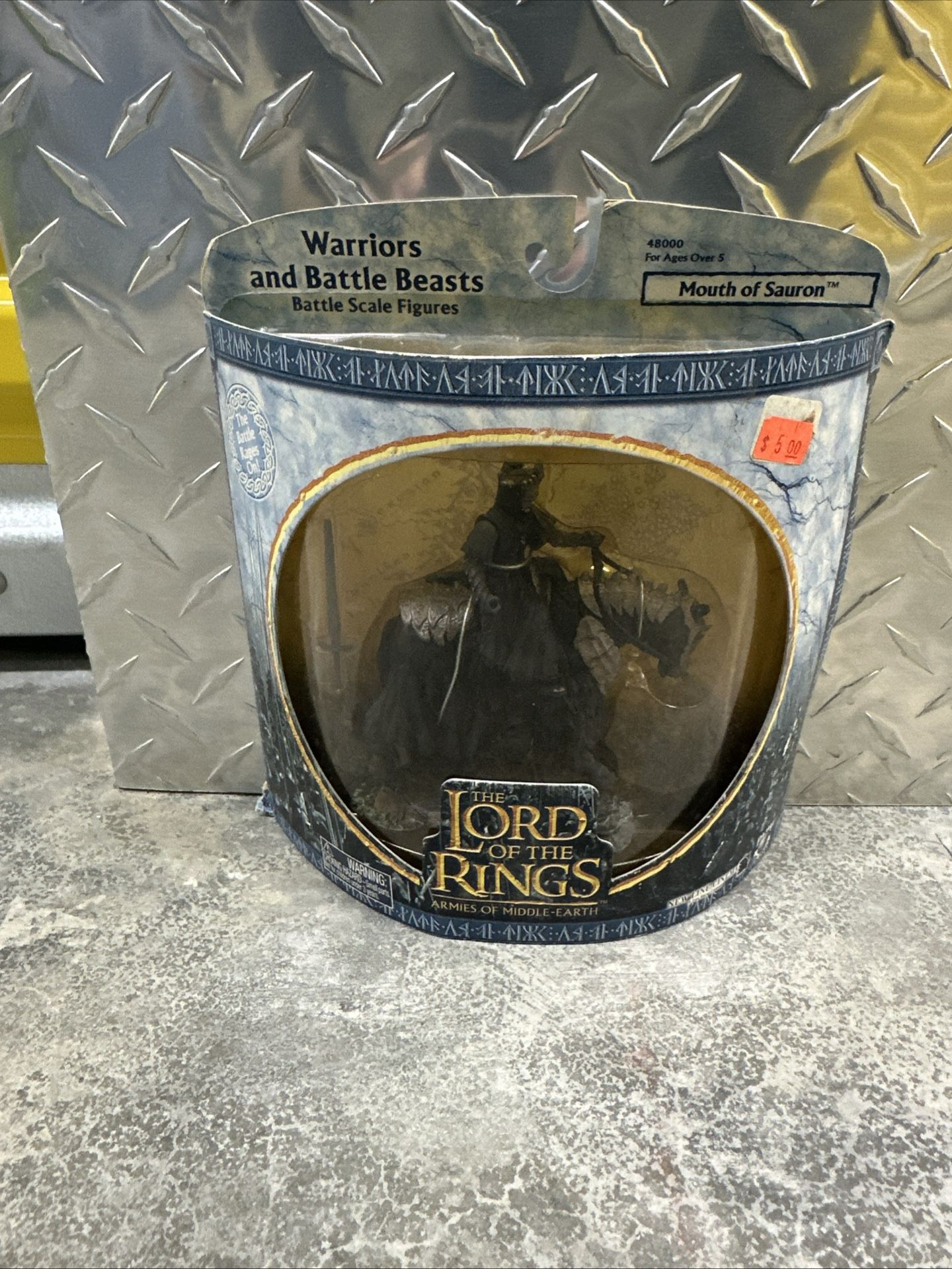 The Lord Of The Rings: Warriors And Battle Beasts: (Mouth Of Sauron)