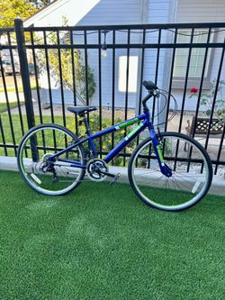 DIAMONDBACK INSIGHT HYBRID BIKE 24” Wheels