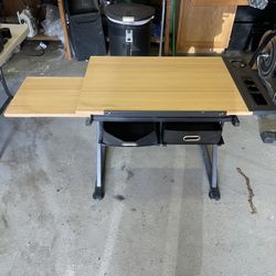 Art And Drawling Desk!!