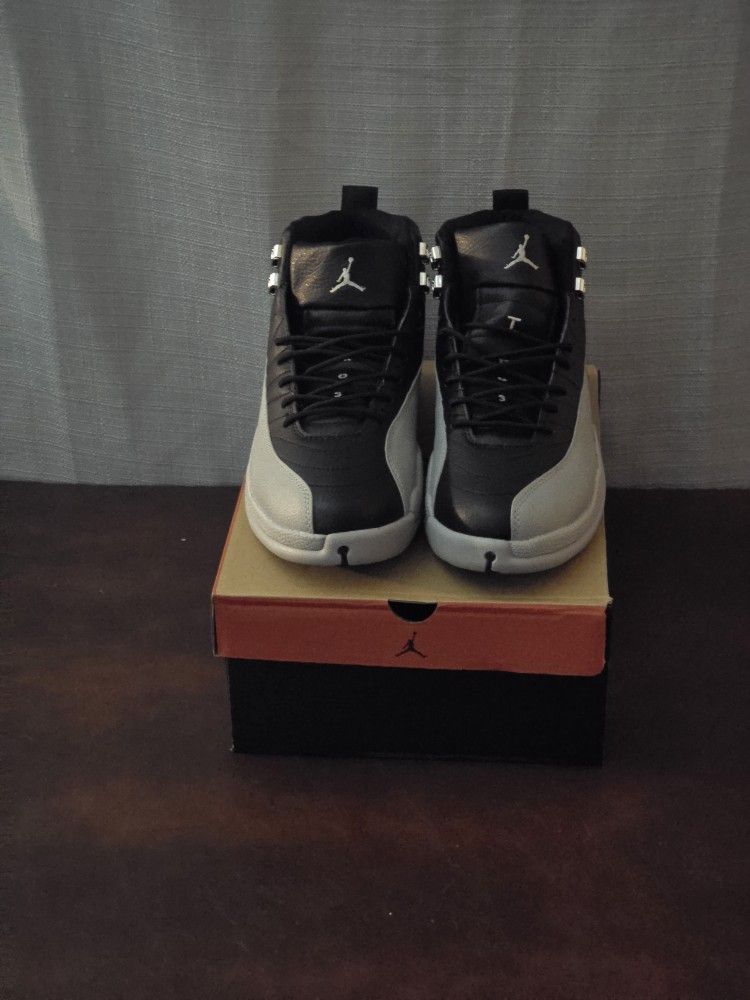 Air Jordan 12 Retro Wolf Gray