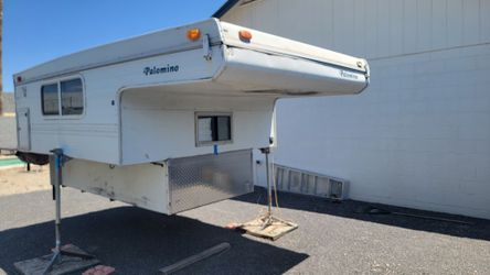 1999 Palomino Truck Camper Bronco 1200