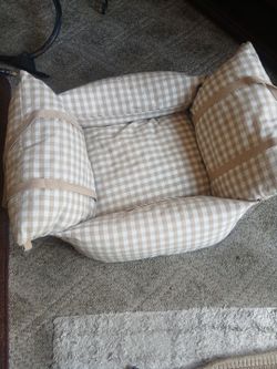 Dog bed