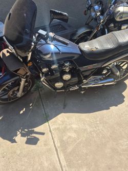 Honda nighthawk