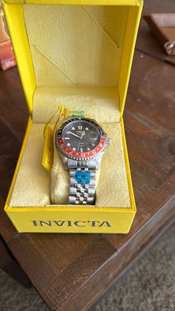 Never Worn New Invicta Pro Diver