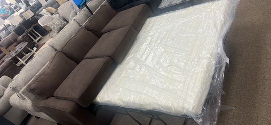 Pull Out Bed Couch $25 Down