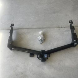 TRUCK OR TRAILER HITCH 