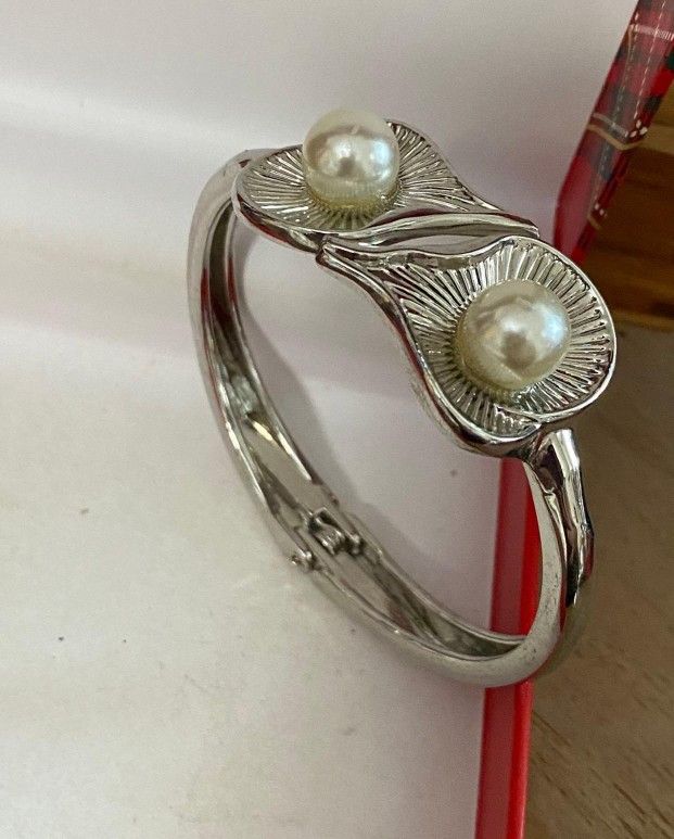 Pulsera Stainless Caña Perlas Joyería Antigua