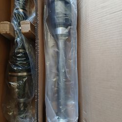 Nissan altima 2.5s LEFT AND RIGHT SIDE axels (NEW)