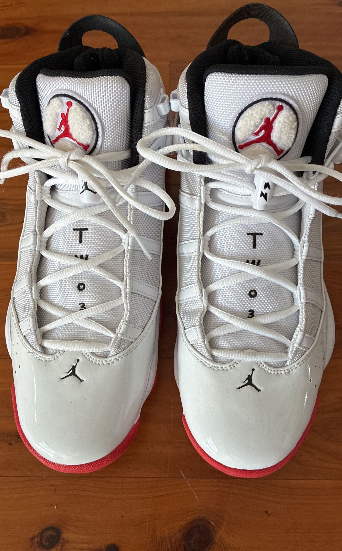 Air Jordan Shoes Almost New 