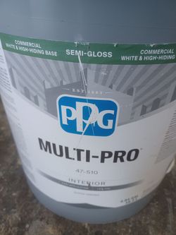 5 gallons Interior Semigloss Light green paint