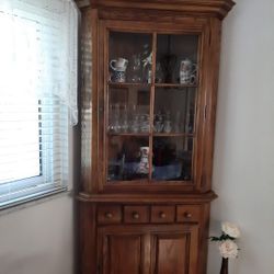 Corner Hutch Nothing Wrong Just Moving 