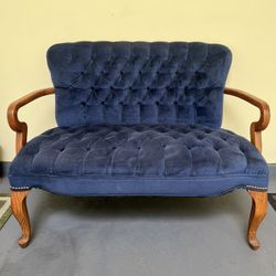 Tufted Blue Love Seat 