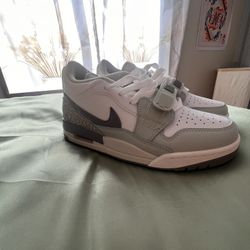 Brand New Nike Sneakers – Women’s 7 / Boys 5.5 – $70