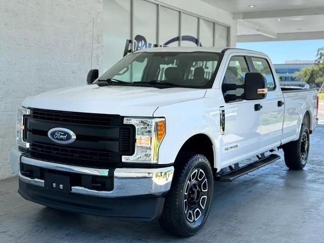 2017 Ford F350 Super Duty Crew Cab