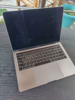Apple MacBook pro 13 - Touch bar - $125 -