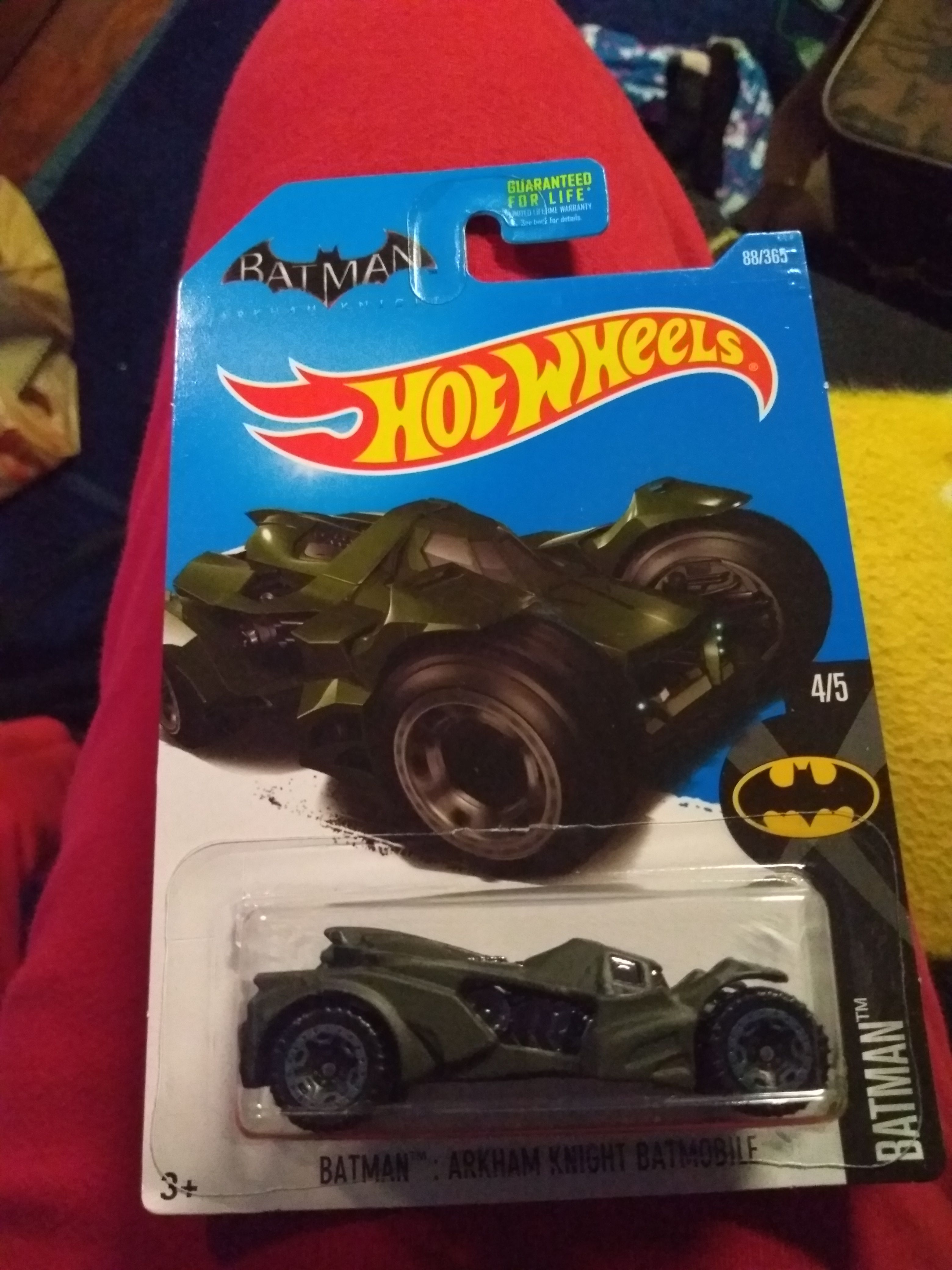 Batmobile s By Hotwheels